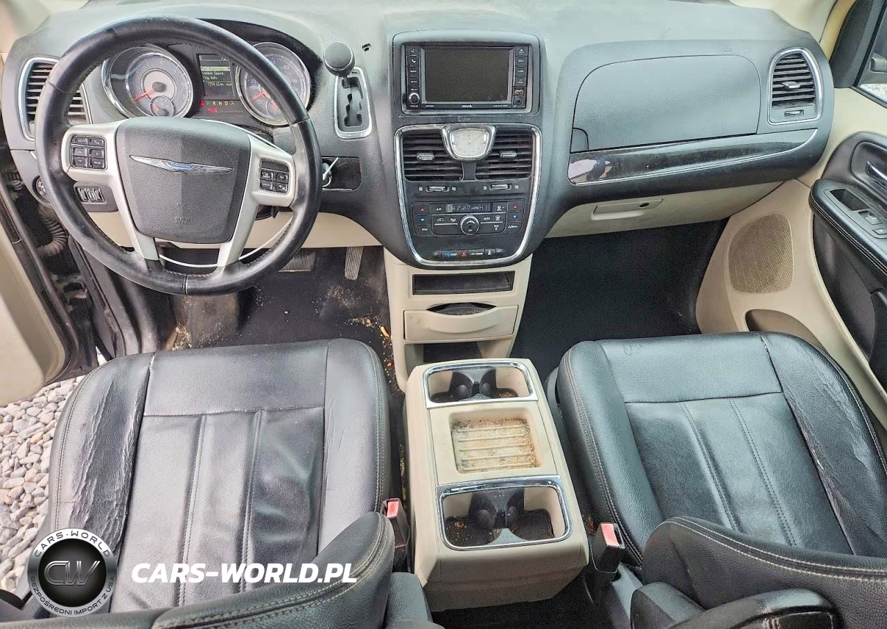2016 Chrysler Town & Country Touring VIN:2C4RC1BG3GR198670 - 8