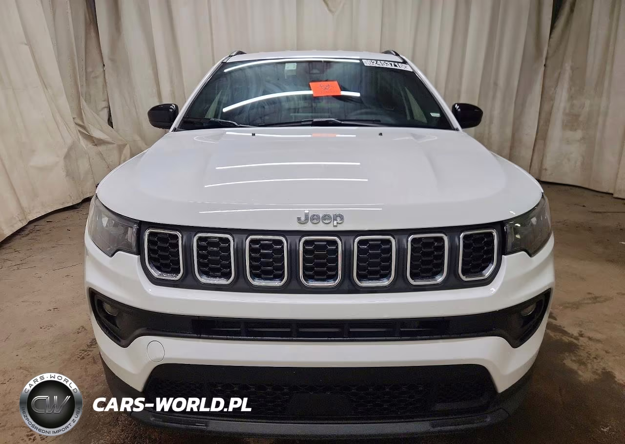 2025 Jeep Compass Latitude VIN:3C4NJDBN1ST598012 - 5