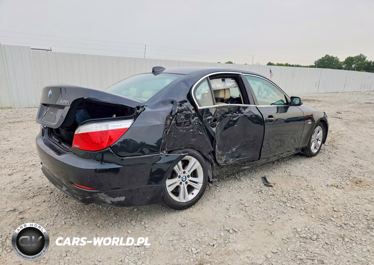 2008 BMW 528 I VIN:WBANU53518CT19168 - 3