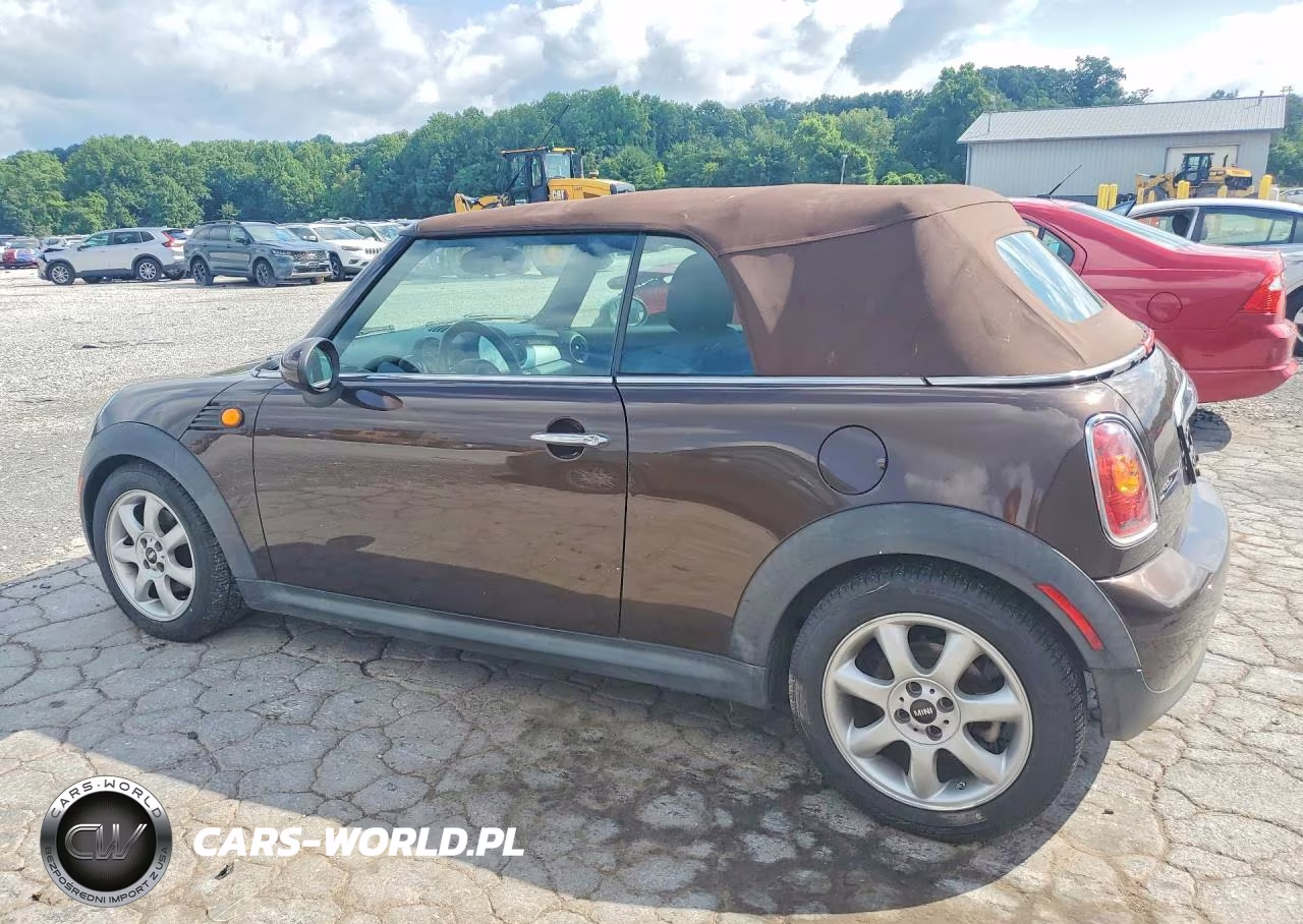 2010 Mini Cooper VIN:WMWMR3C53ATU98644 - 2