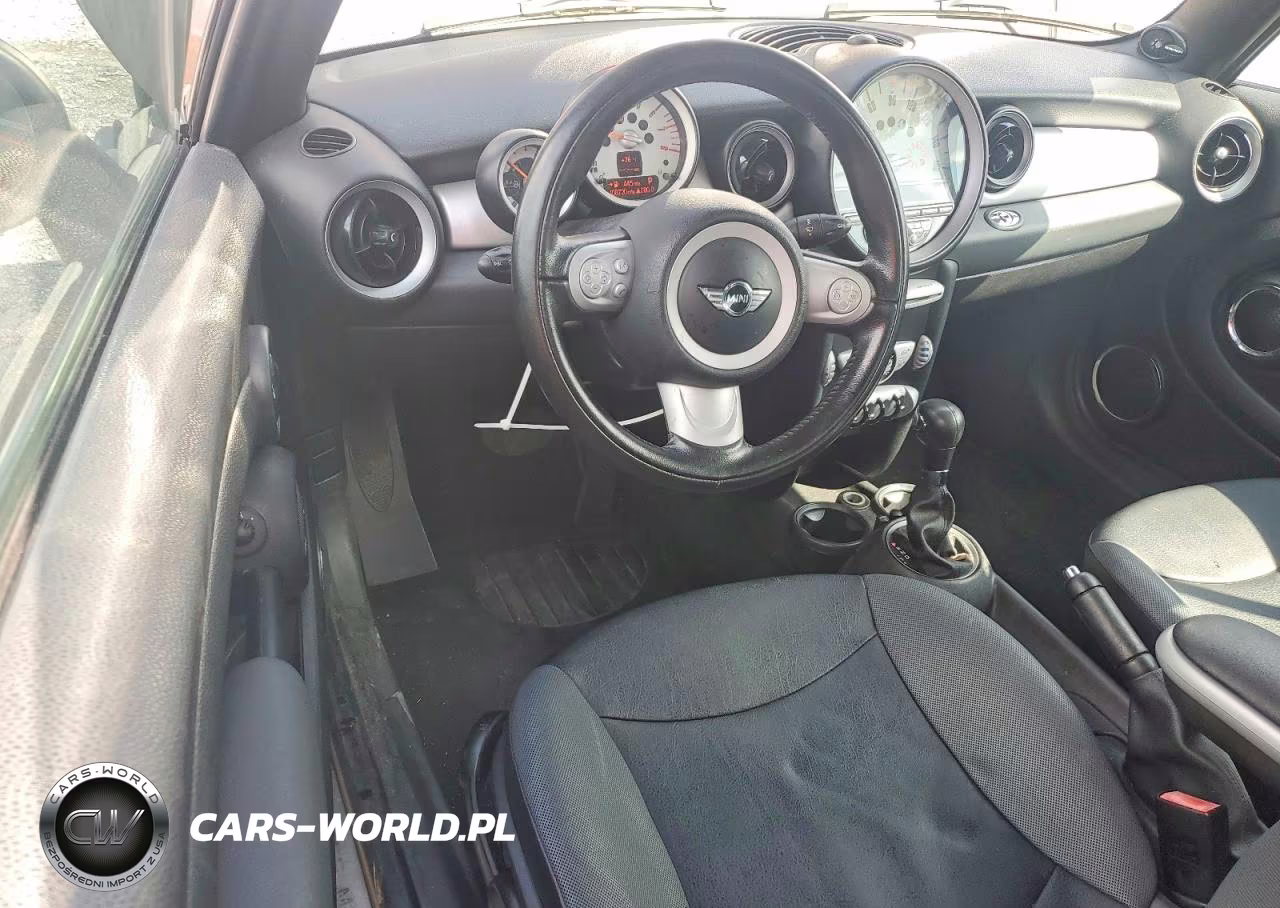 2010 Mini Cooper VIN:WMWMR3C53ATU98644 - 8