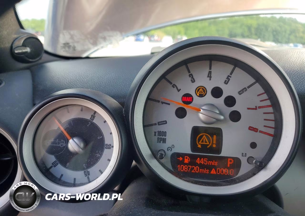 2010 Mini Cooper VIN:WMWMR3C53ATU98644 - 9