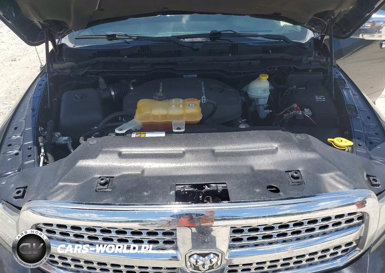 2016 Ram 1500 Laramie VIN:1C6RR7NM7GS374872 - 11