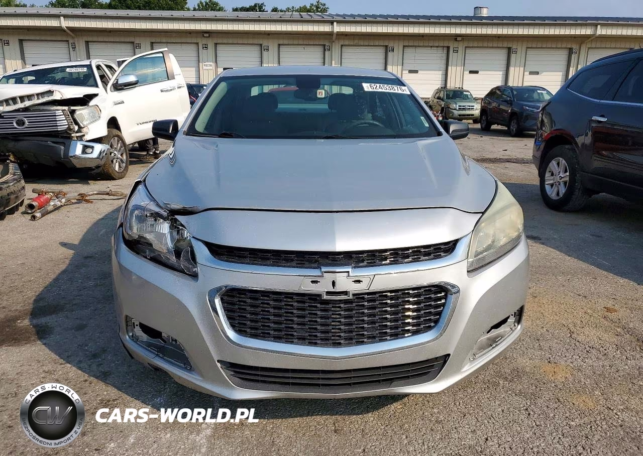 2015 Chevrolet Malibu Ls VIN:1G11B5SLXFF164650 - 5