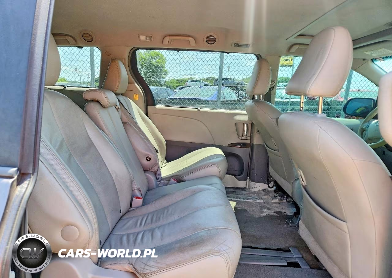 2012 Toyota Sienna Xle 8-Passenger VIN:5TDYK3DC7CS262747 - 11