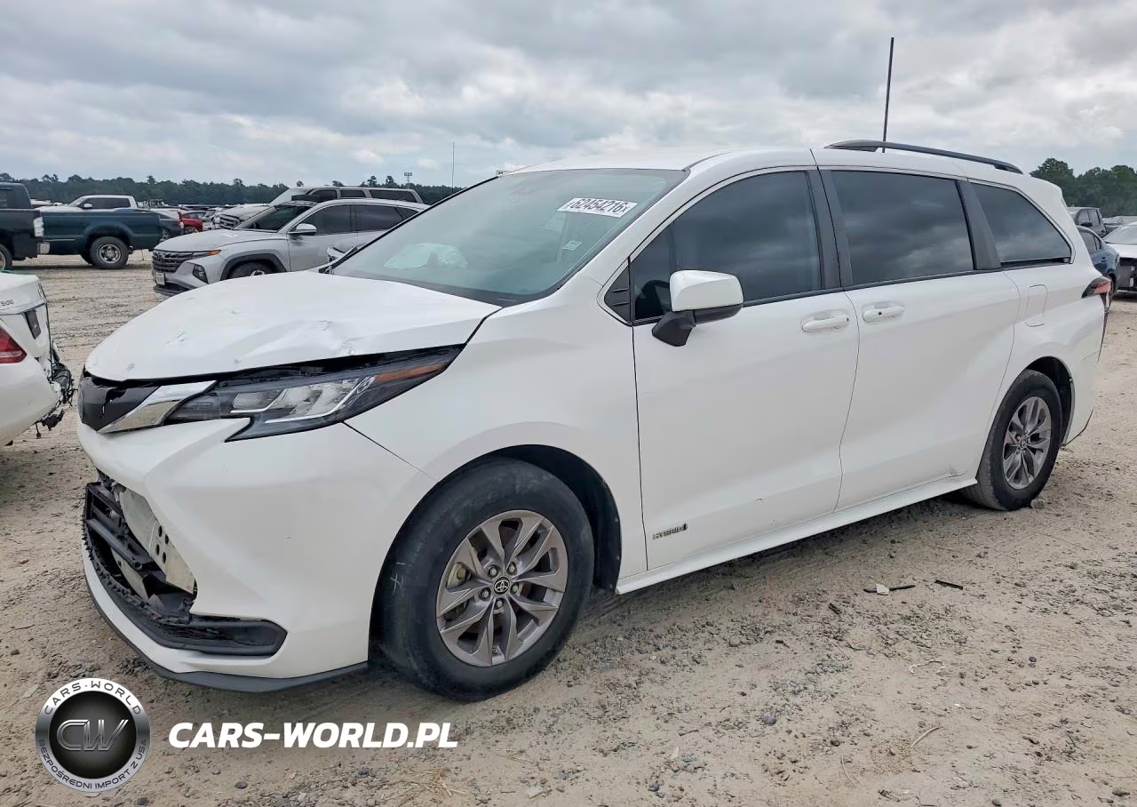 2021 Toyota Sienna Le