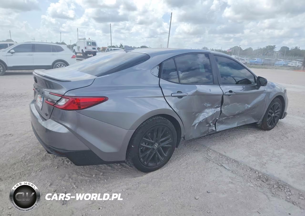 2025 Toyota Camry Se VIN:4T1DAACK0SU566197 - 3