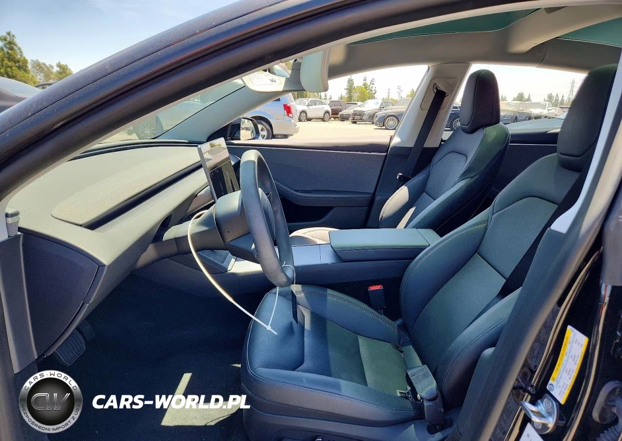 2025 Tesla Model 3 VIN:5YJ3E1EA6SF045325 - 7