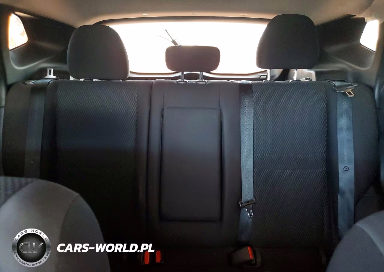 2019 Nissan Rogue Sport S VIN:JN1BJ1CP2KW231019 - 10