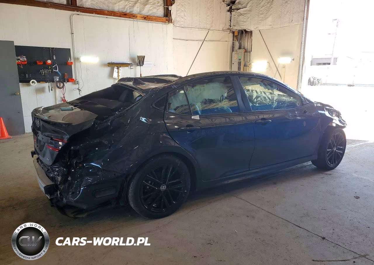 2026 Toyota Camry Se VIN:4T1DAACK1TU663846 - 3