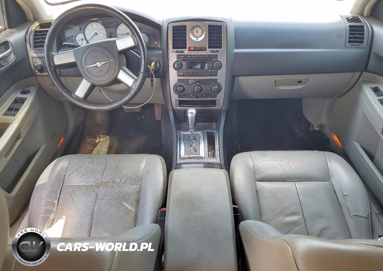2006 Chrysler 300 Touring VIN:2C3KA53G56H108635 - 8