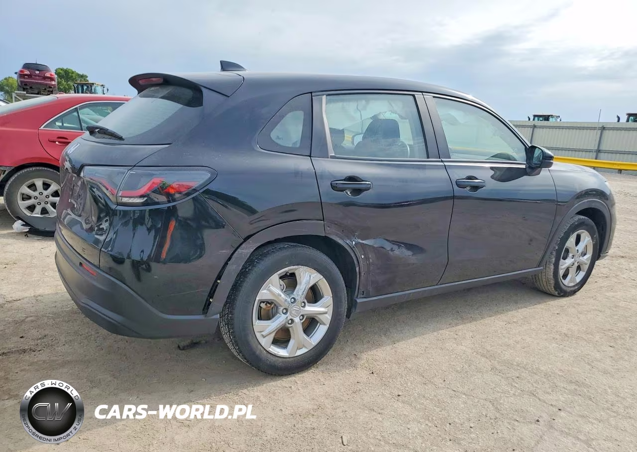 2025 Honda Hr-V Lx VIN:3CZRZ1H37SM731195 - 3