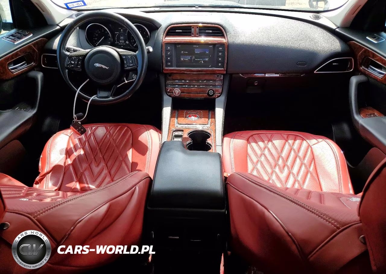 2017 Jaguar F-Pace VIN:SADCS2BVXHA496429 - 8