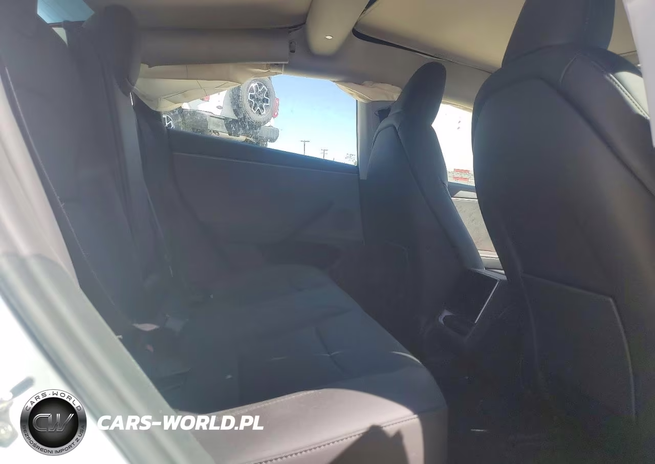 2026 Tesla Model 3 VIN:5YJ3E1EA2TF131216 - 10