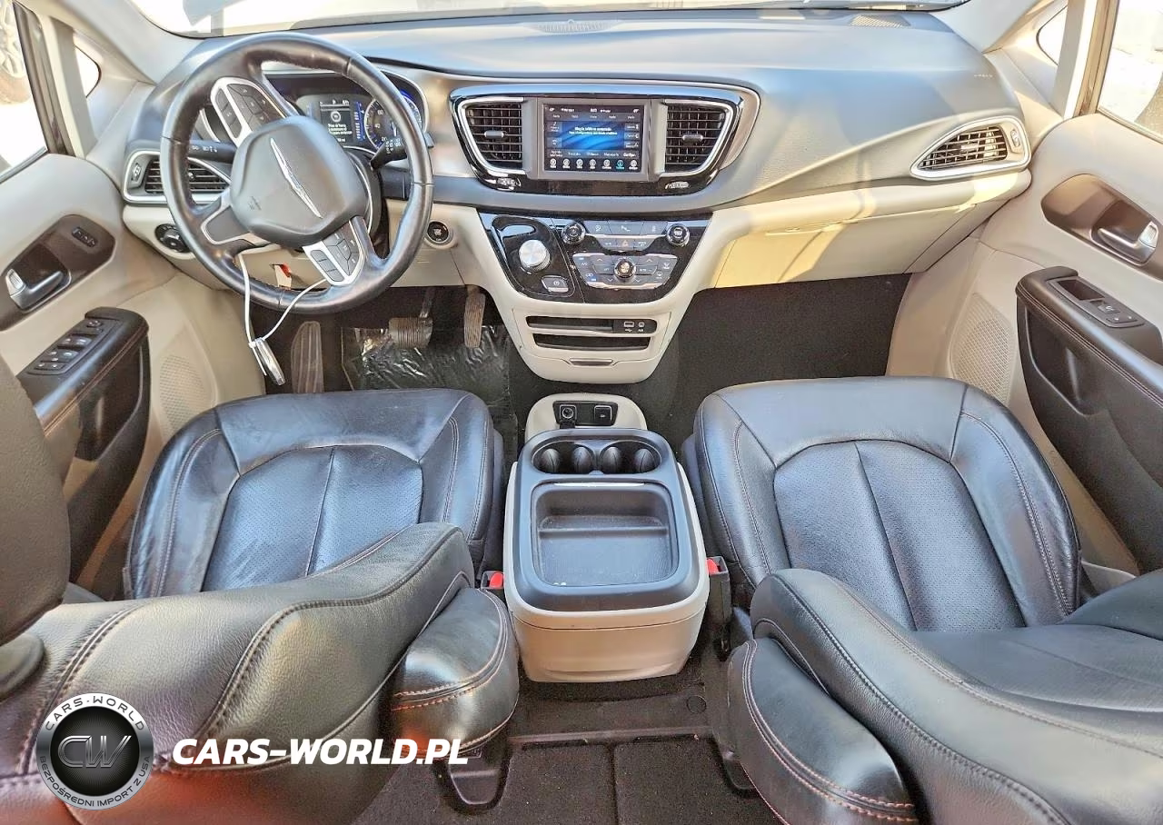 2020 Chrysler Pacifica Touring L VIN:2C4RC1BGXLR284844 - 8