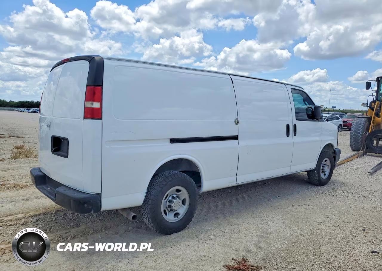2017 Chevrolet Exp G3500 VIN:1GCZGHFG2H1230845 - 3