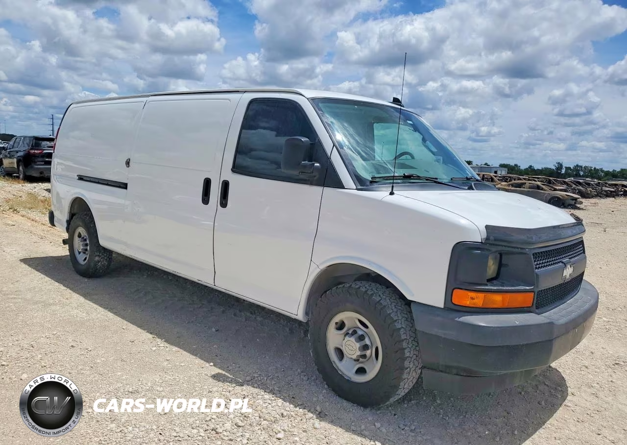 2017 Chevrolet Exp G3500 VIN:1GCZGHFG2H1230845 - 4