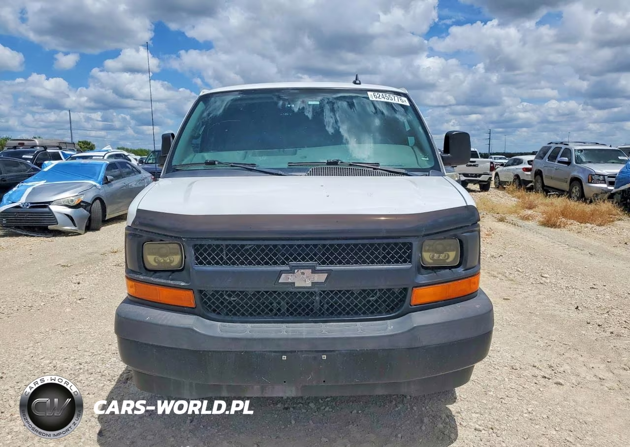 2017 Chevrolet Exp G3500 VIN:1GCZGHFG2H1230845 - 5