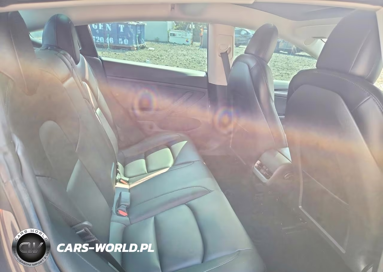 2021 Tesla Model 3 VIN:5YJ3E1EC3MF064810 - 10