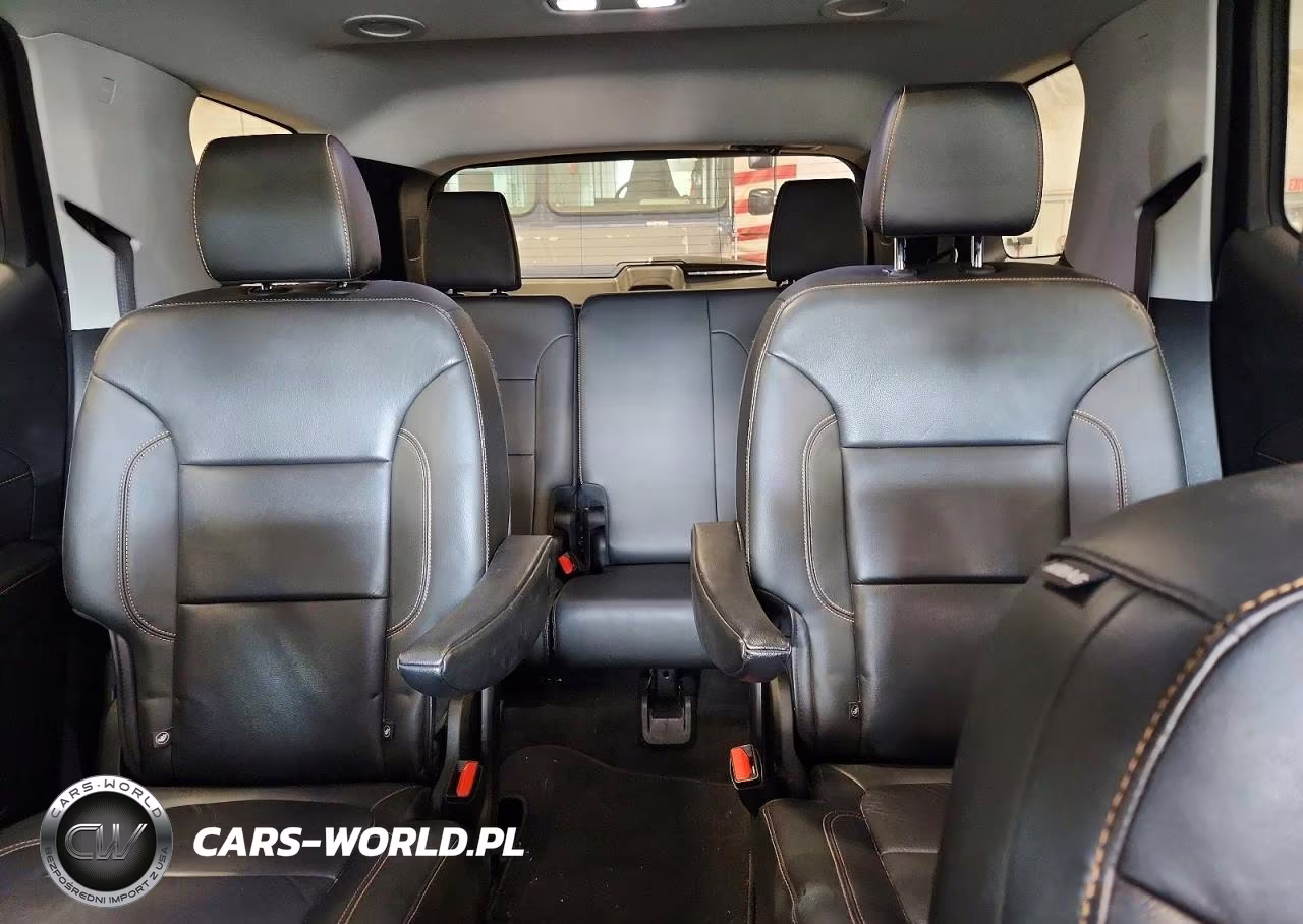 2019 Chevrolet Traverse Lt VIN:1GNEVHKW7KJ217914 - 10