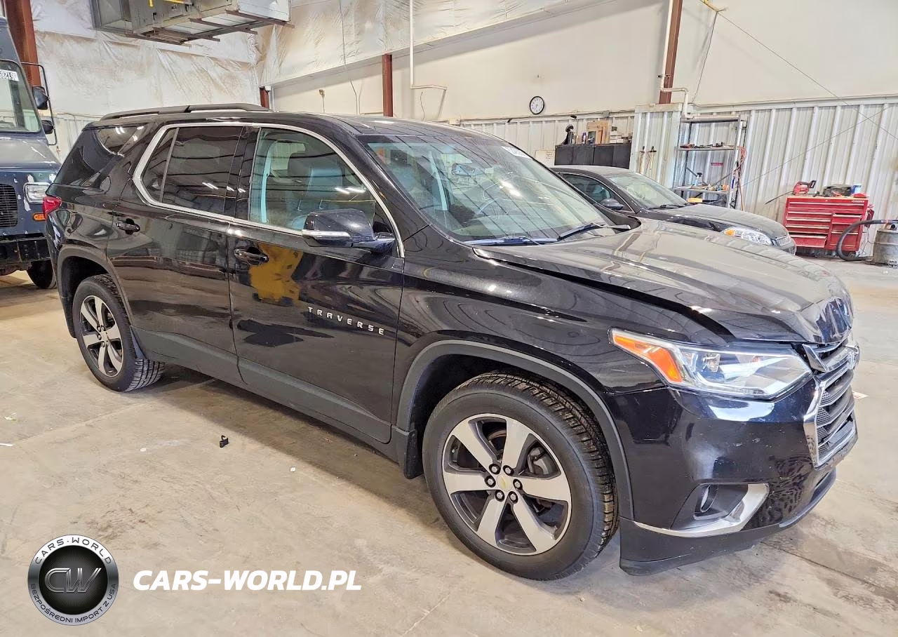 2019 Chevrolet Traverse Lt VIN:1GNEVHKW7KJ217914 - 4