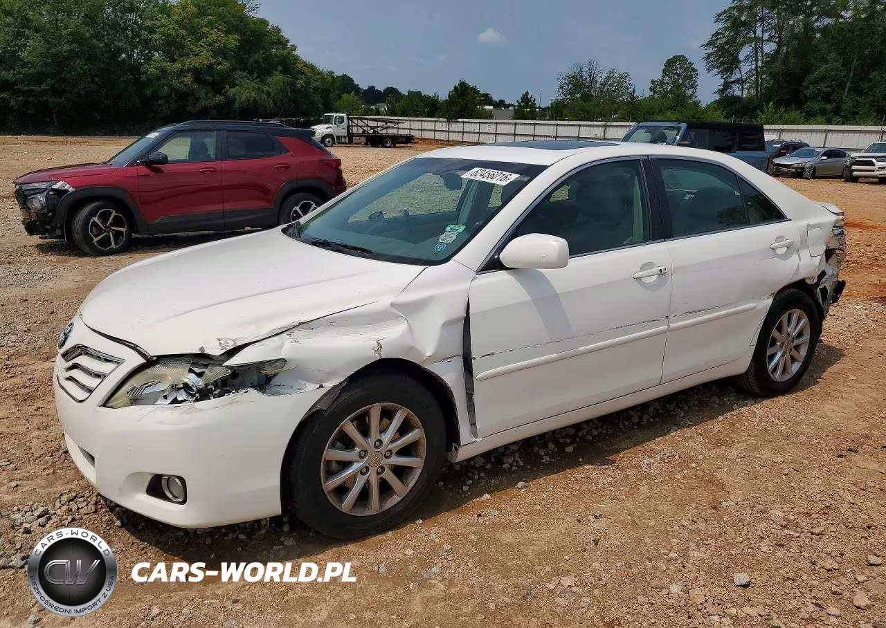 2011 Toyota Camry Xle V6 – zdjęcie 1 z 12