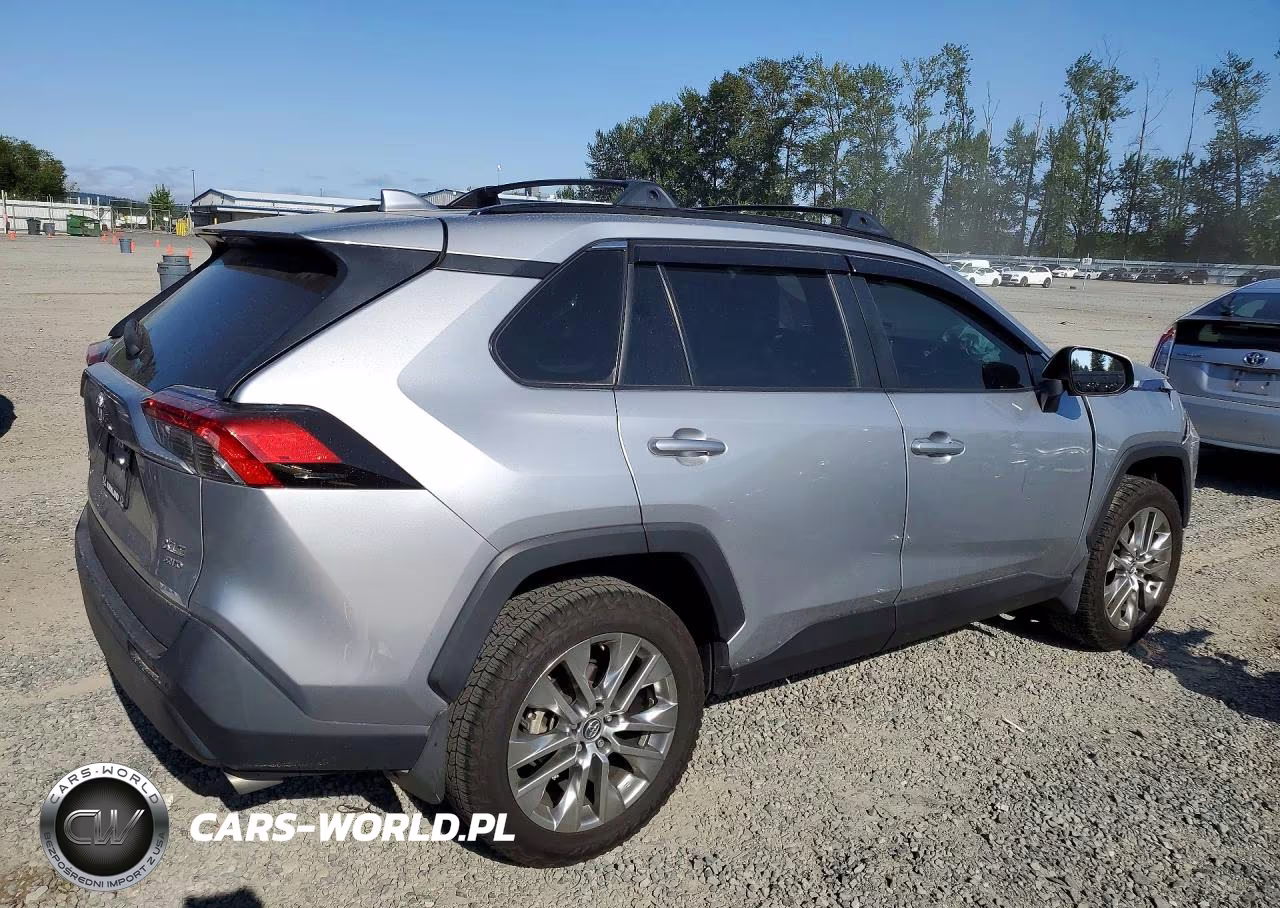 2020 Toyota Rav4 Xle Premium VIN:2T3A1RFV6LC131945 - 3