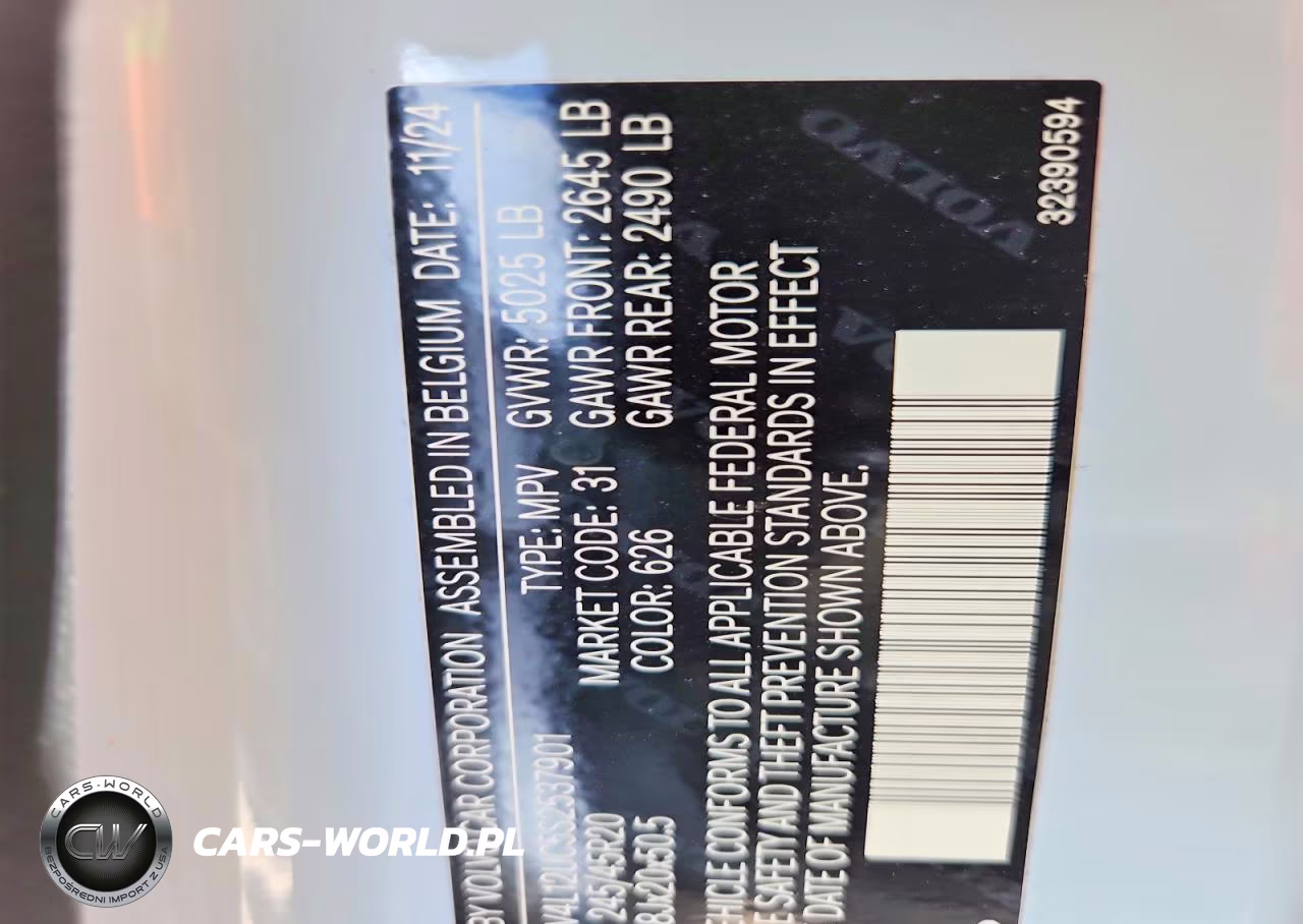 2025 Volvo Xc40 B5 Plus Dark Theme VIN:YV4L12UC5S2537901 - 12