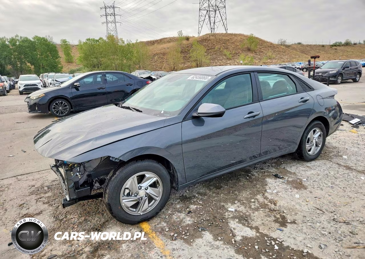 2026 Hyundai Elantra Se – zdjęcie 1 z 13