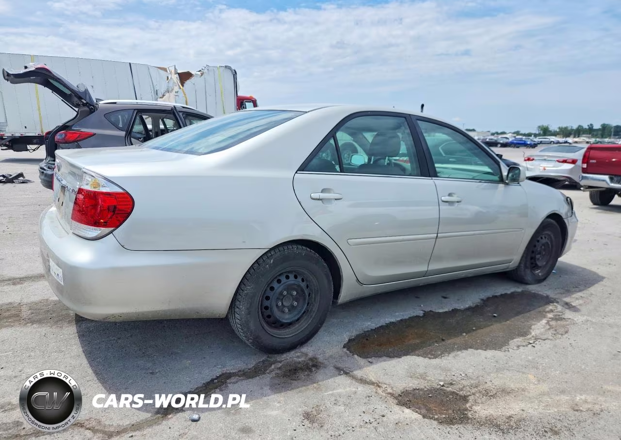 2006 Toyota Camry Le VIN:4T1BE32K86U721058 - 3