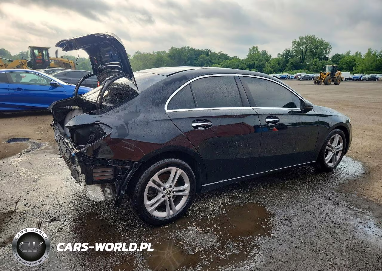 2020 Mercedes-Benz A 220 VIN:W1K3G4EB9LJ219019 - 3