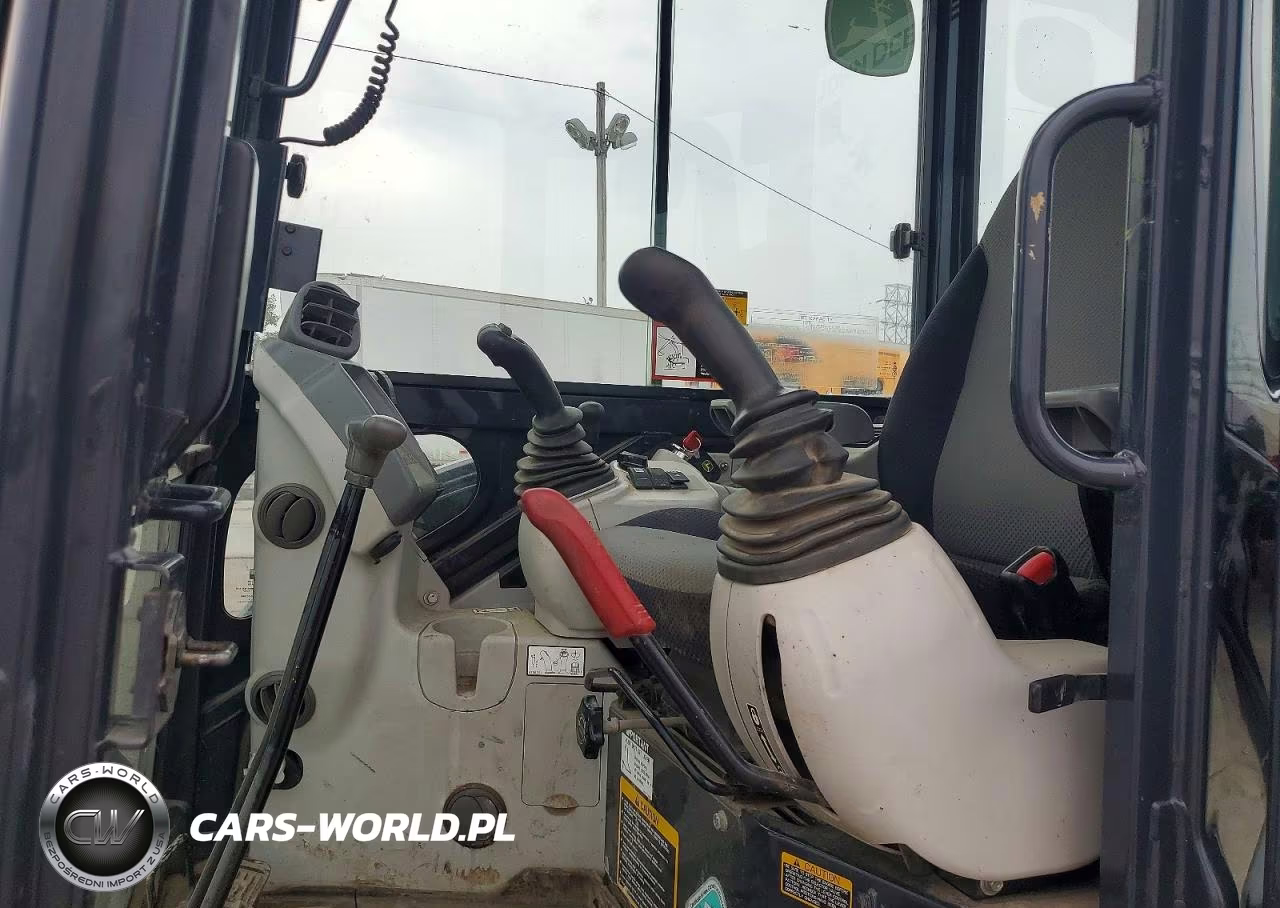 2015 John Deere 35G Mini Excavator VIN:1FF035GXEFK273175 - 5