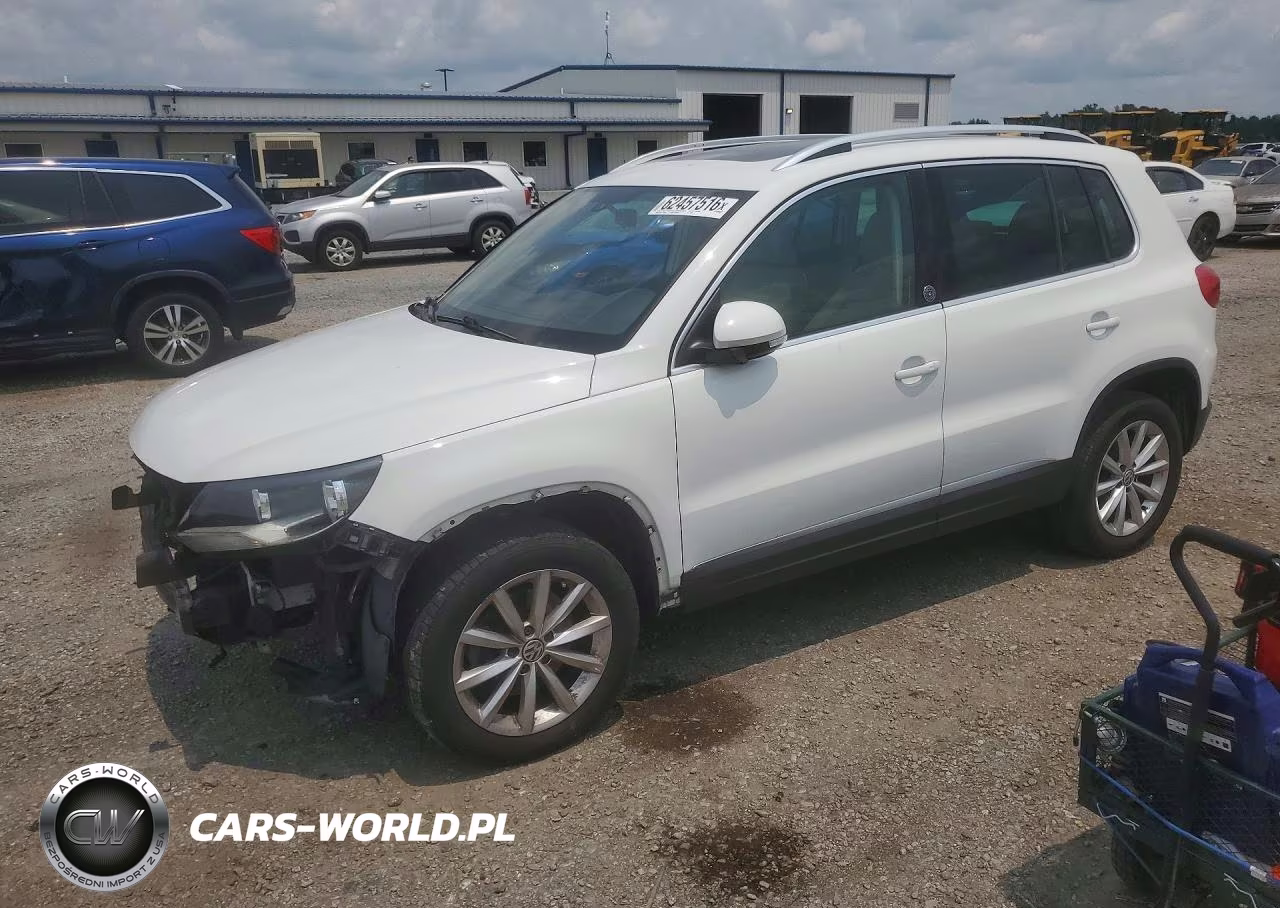 2017 Volkswagen Tiguan Wolfsburg VIN:WVGSV7AX4HW510810 - 1
