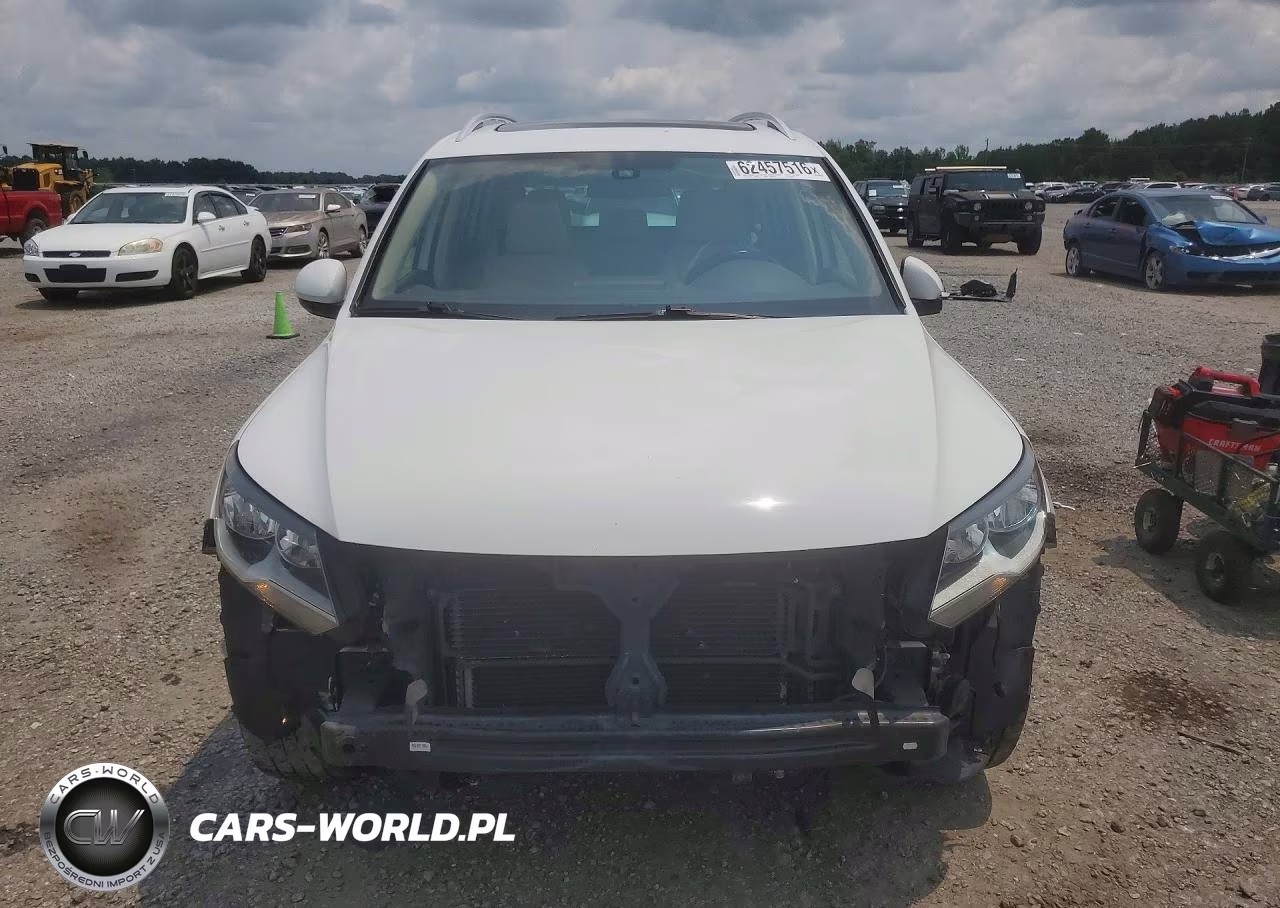 2017 Volkswagen Tiguan Wolfsburg VIN:WVGSV7AX4HW510810 - 5