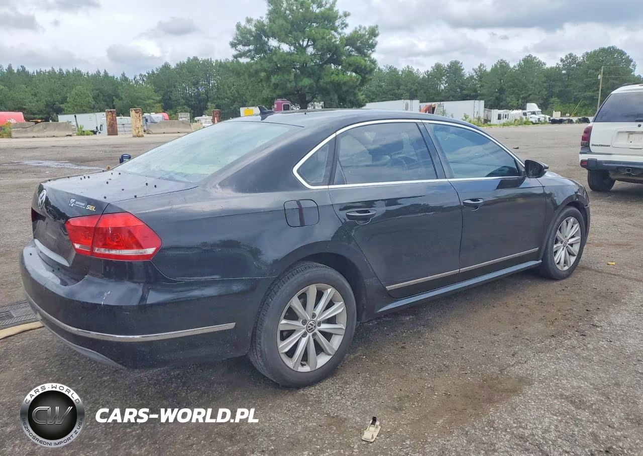 2012 Volkswagen Passat Sel VIN:1VWCH7A3XCC071908 - 3
