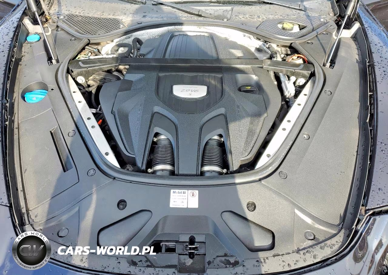 2018 Porsche Panamera 4S VIN:WP0AB2A75JL135187 - 11