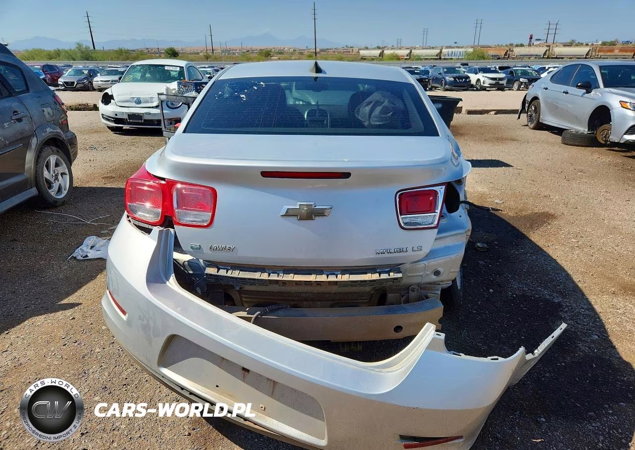 2015 Chevrolet Malibu Ls VIN:1G11B5SL5FF195112 - 6