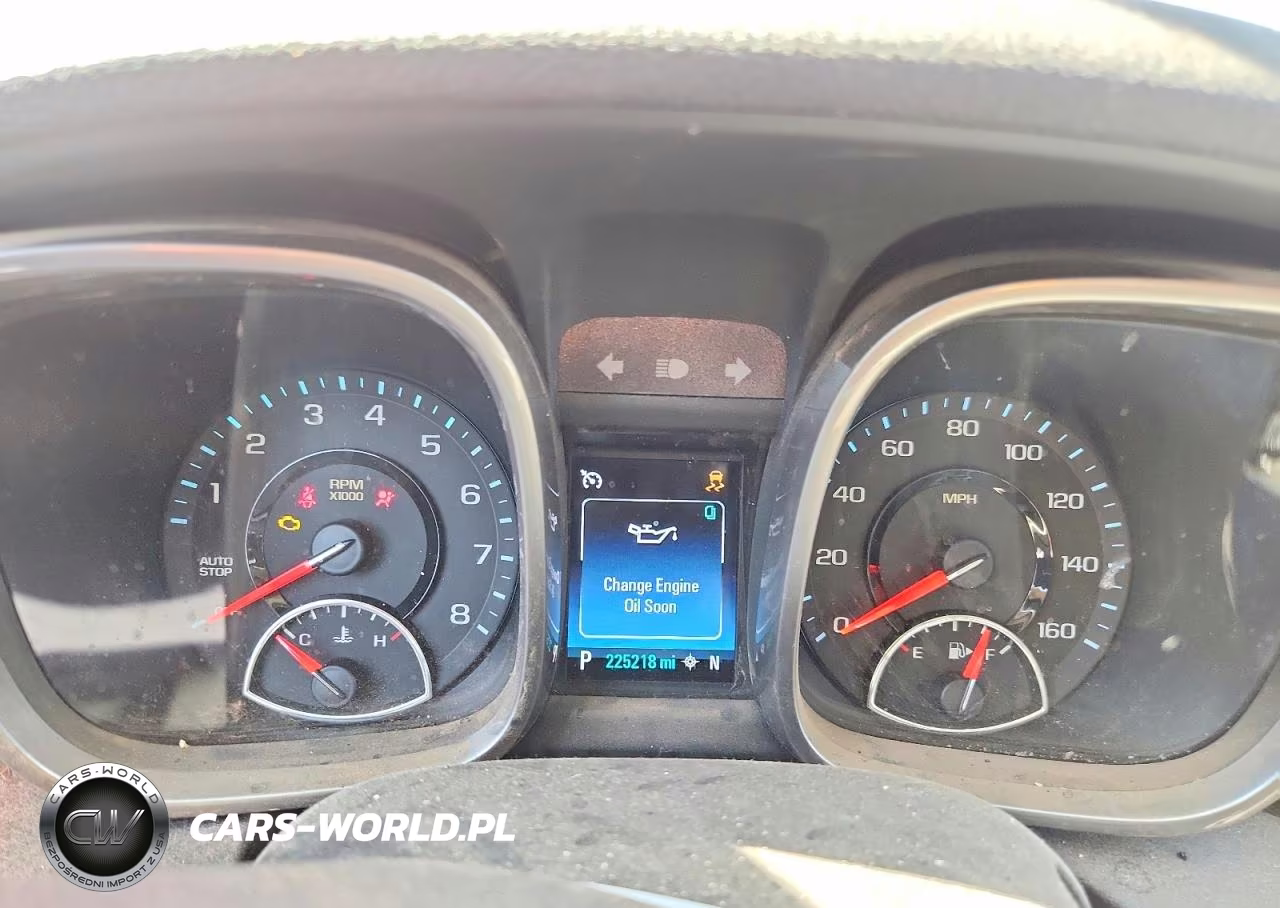 2015 Chevrolet Malibu Ls VIN:1G11B5SL5FF195112 - 9