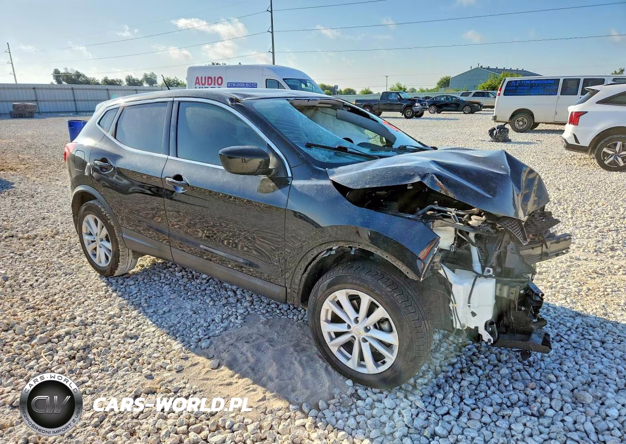 2018 Nissan Rogue Sport S VIN:JN1BJ1CP6JW162690 - 4