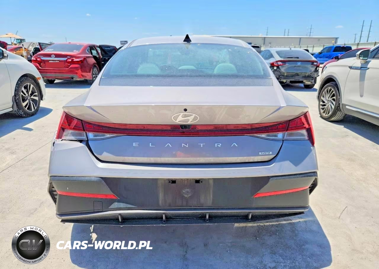 2026 Hyundai Elantra Limited VIN:KMHLN4DJ4TU195098 - 6