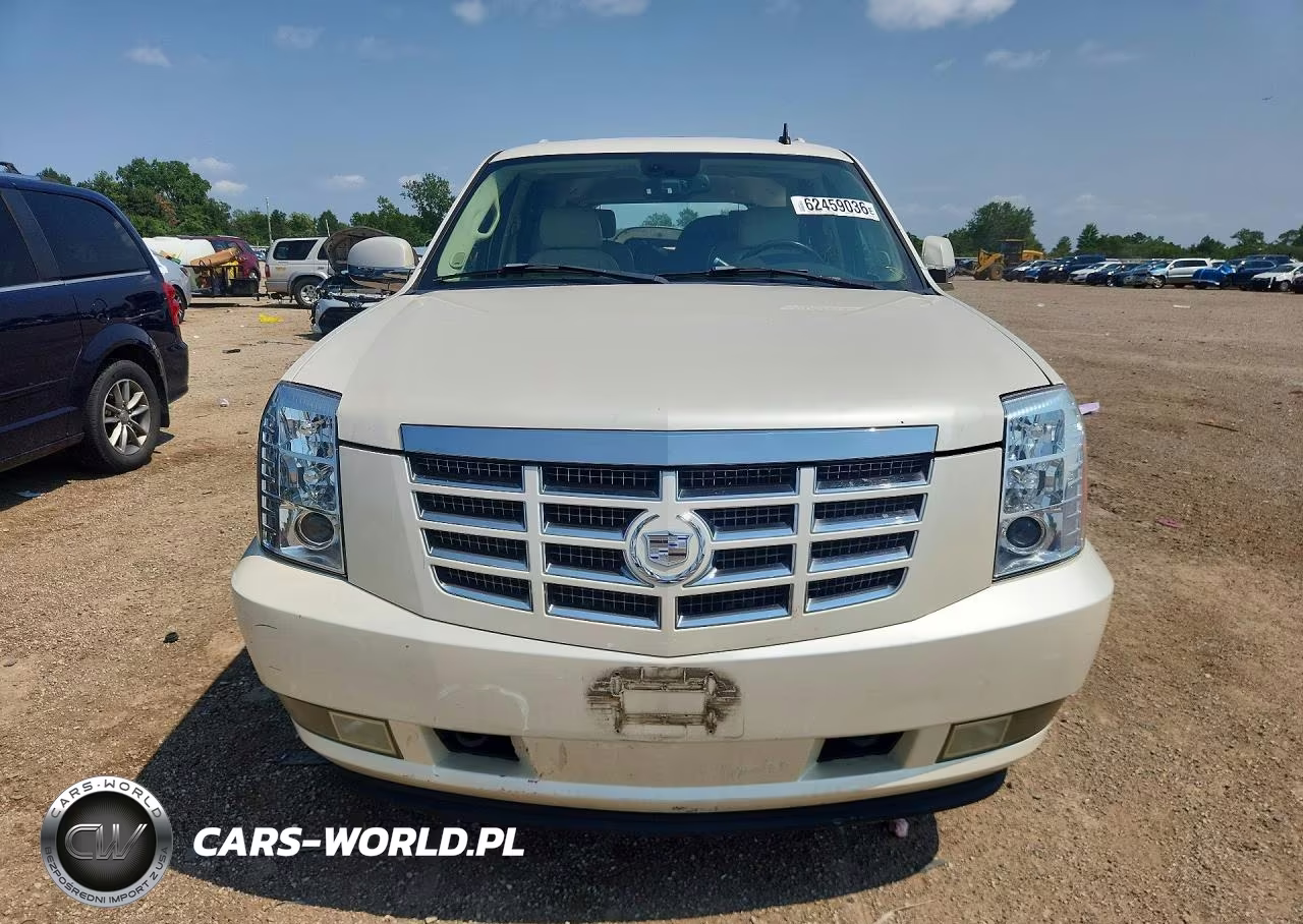 2008 Cadillac Escalade Luxury VIN:1GYFK63878R165327 - 5