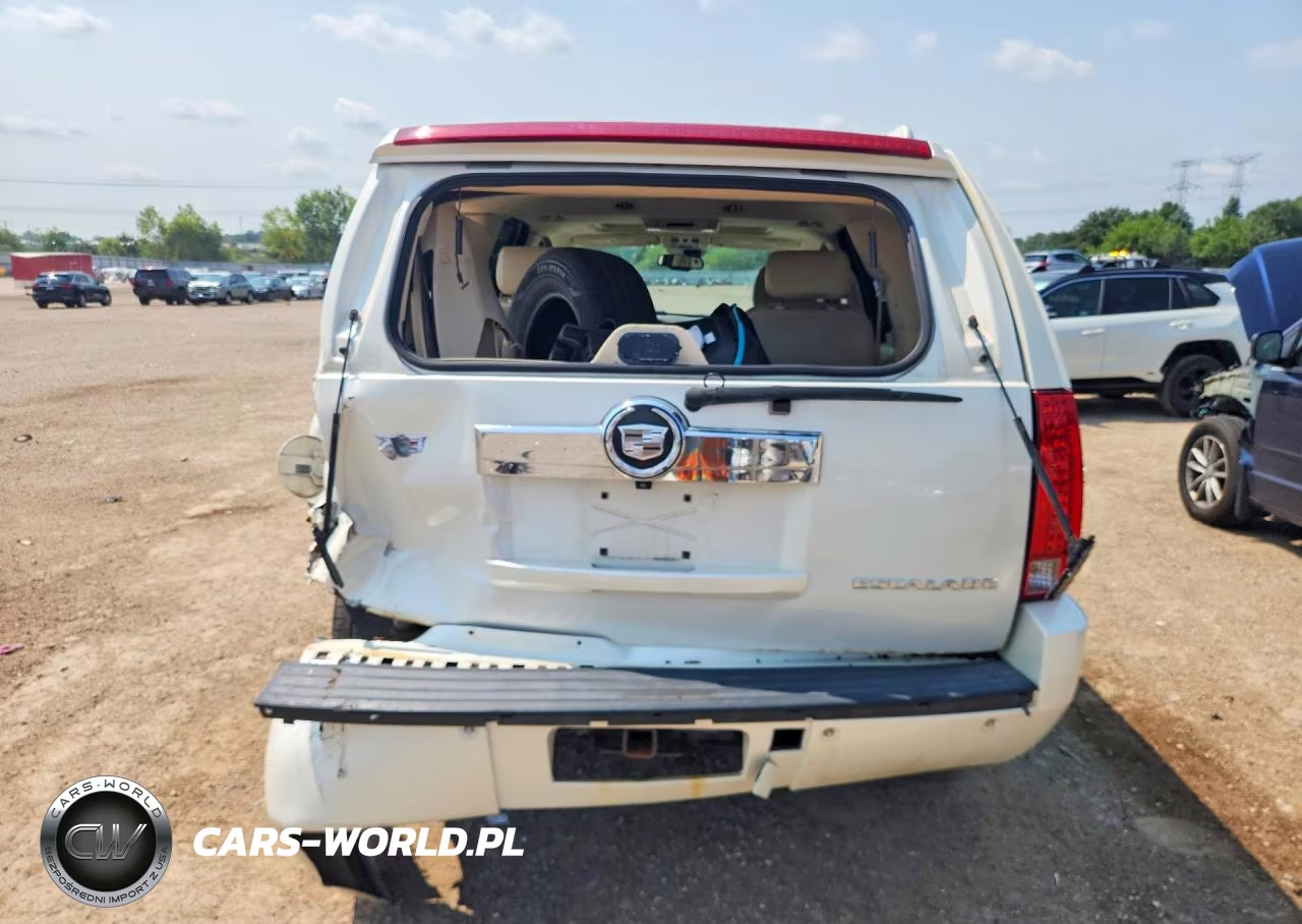 2008 Cadillac Escalade Luxury VIN:1GYFK63878R165327 - 6