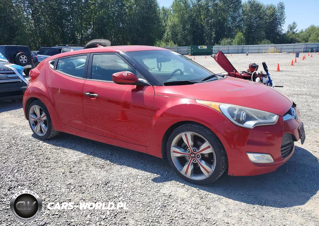 2012 Hyundai Veloster Base VIN:KMHTC6AD9CU031698 - 4