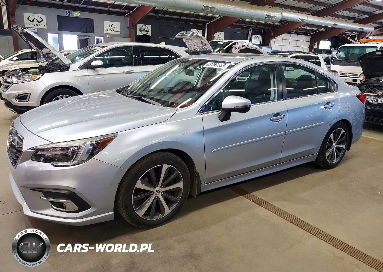 2018 Subaru Legacy 3.6R Limited – zdjęcie 1 z 12