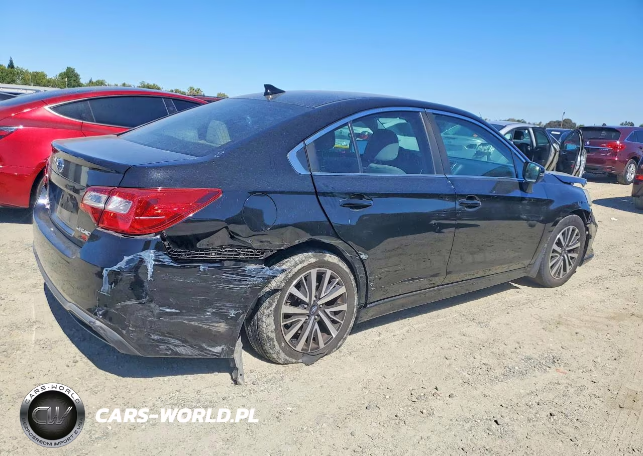 2018 Subaru Legacy 2.5I Premium VIN:4S3BNAF64J3003947 - 3