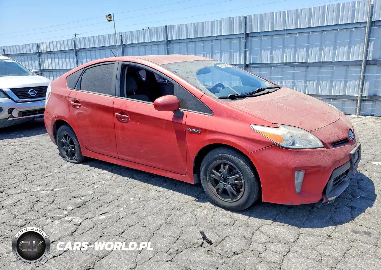 2012 Toyota Prius Three VIN:JTDKN3DU0C1552931 - 4