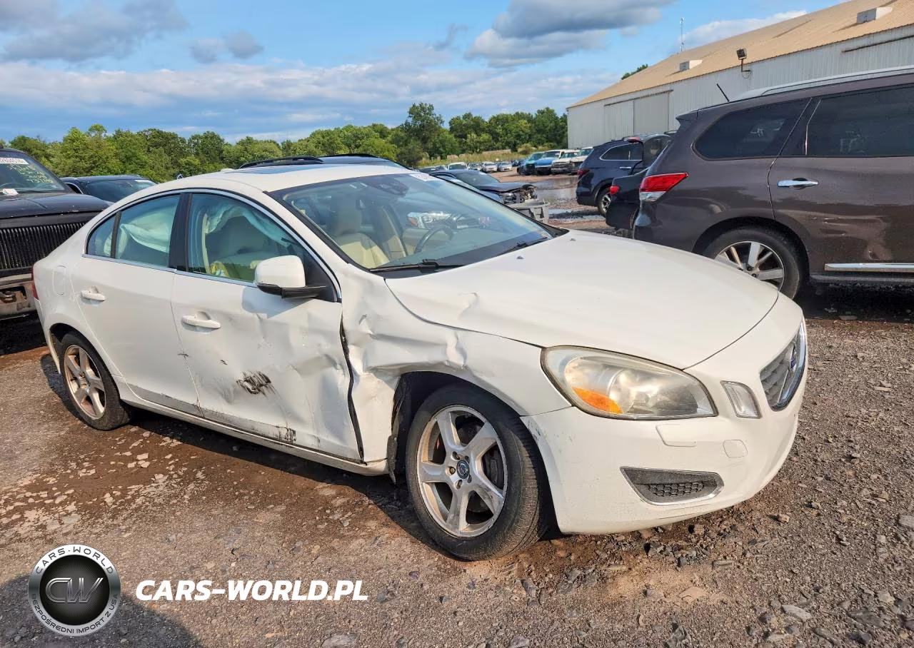 2012 Volvo S60 T5 VIN:YV1622FS8C2093796 - 4