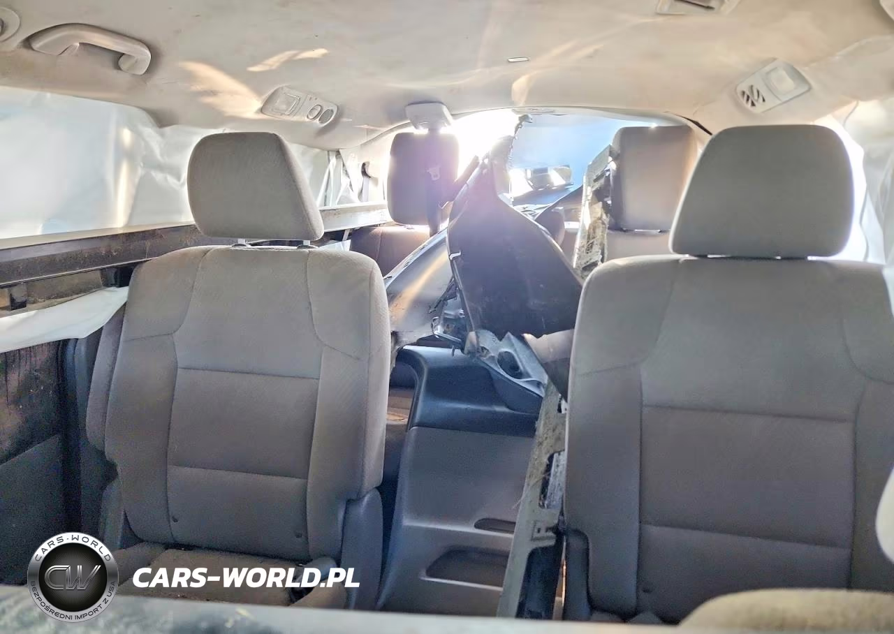 2017 Honda Odyssey Se VIN:5FNRL5H34HB025815 - 10