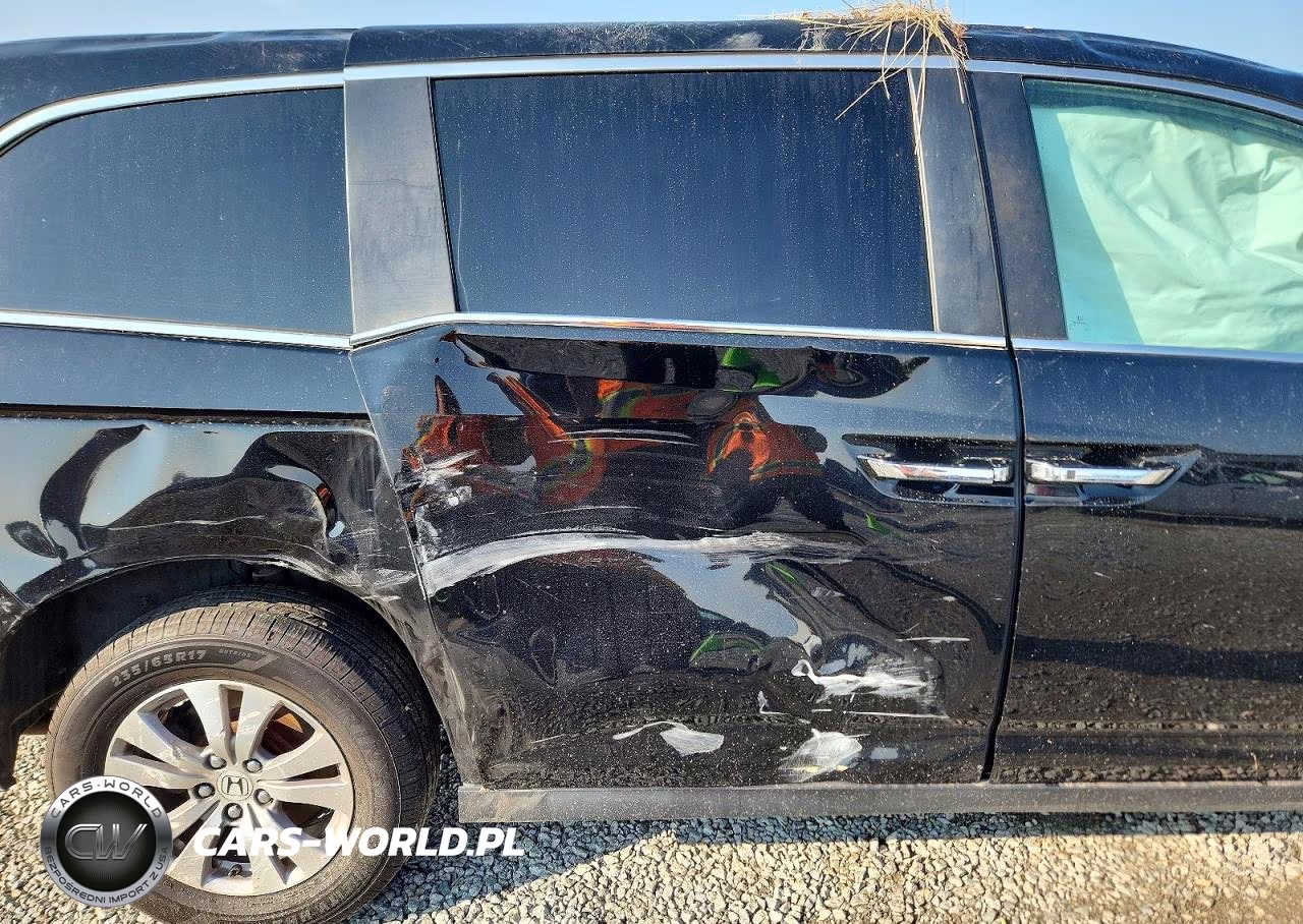 2017 Honda Odyssey Se VIN:5FNRL5H34HB025815 - 11