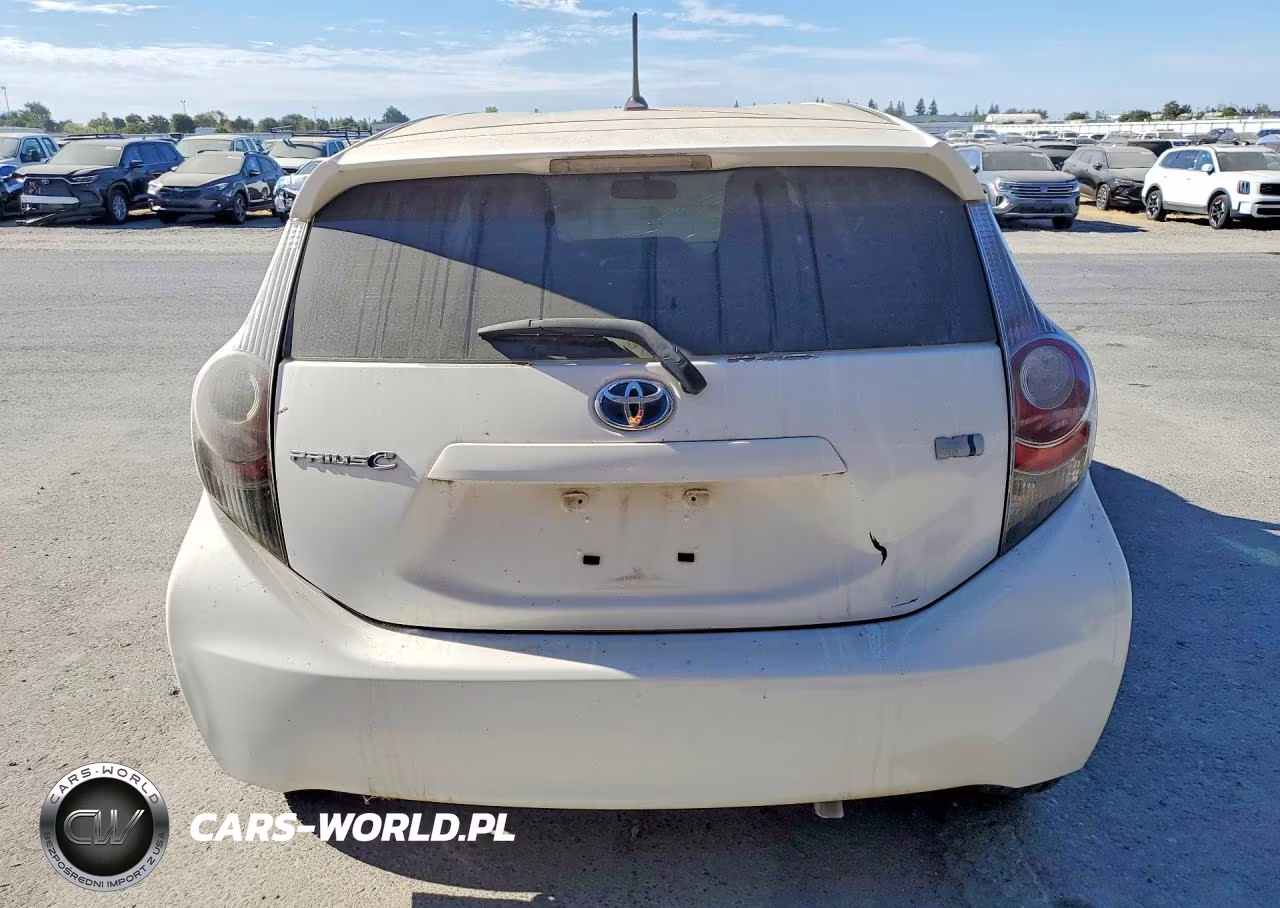 2012 Toyota Prius C One VIN:JTDKDTB36C1503777 - 6